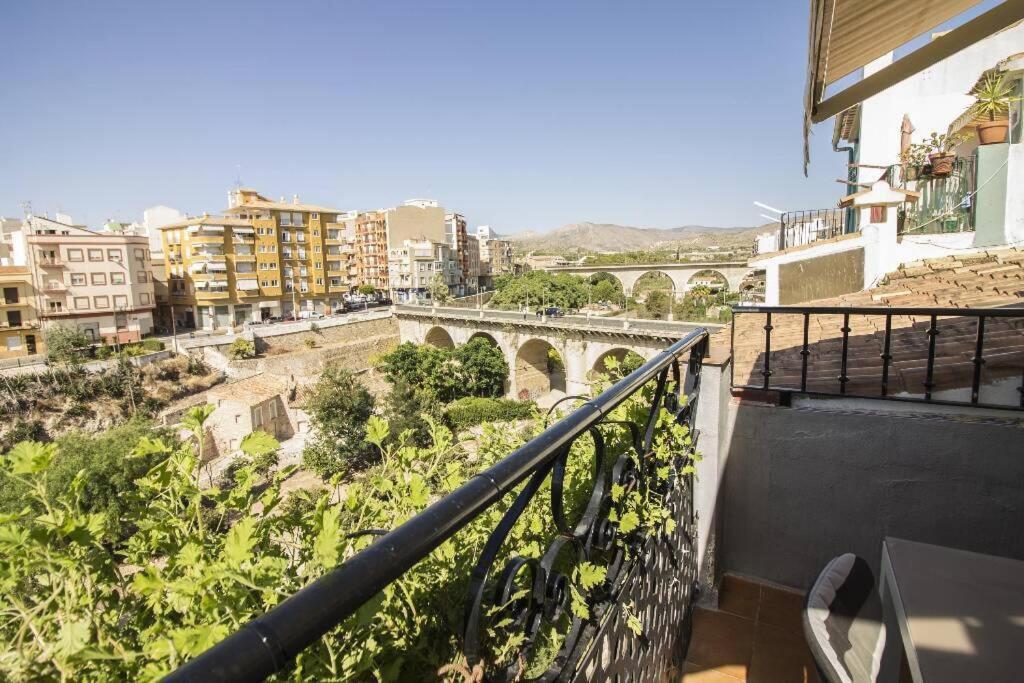 Preciosa Casa En Vilajoyosa Con Vistas Al Mar En Las Casas Colgantes Del Casco Antiguo Villajoyosa Esterno foto